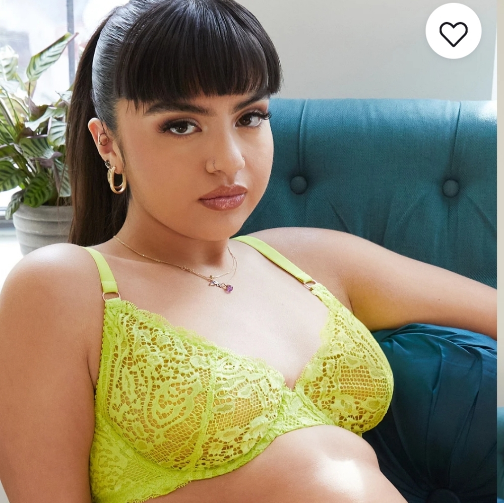 NIP SAVAGEXFENTY Alien Animal Lace Unlined Plunge Bra Twisted Lime Green 34D - Picture 4 of 11
